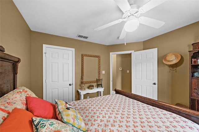 bedroom with ceiling fan