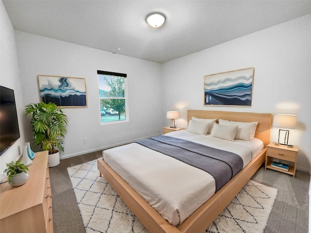 bedroom with carpet flooring