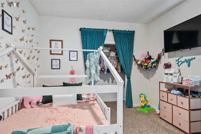 bedroom featuring carpet floors