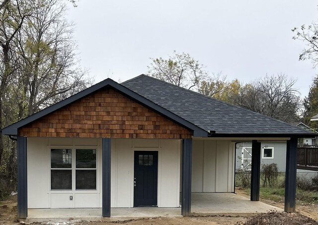 view of front of house