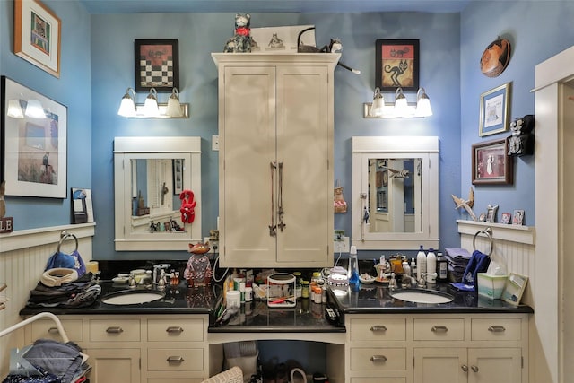 bathroom featuring vanity