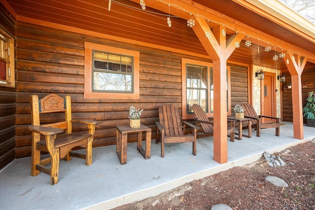 view of patio / terrace with covered porch