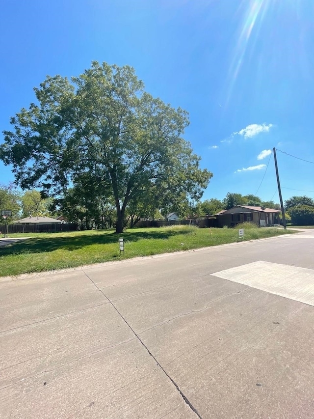 18 Munchus St, Waxahachie TX, 75165 land for sale