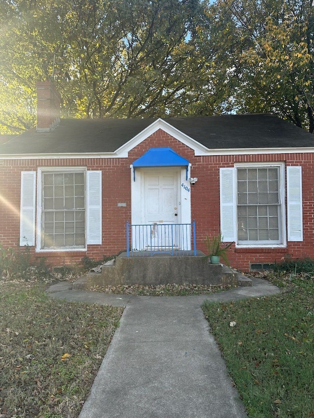 view of front of property