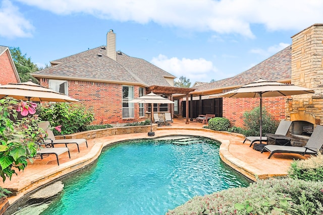 2543 Sir Tristram Ln, Lewisville, TX 75056 - view of pool featuring a patio