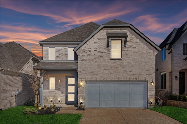 view of front facade featuring a garage