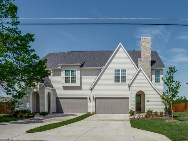 view of front facade with a garage