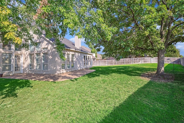 view of yard with a patio