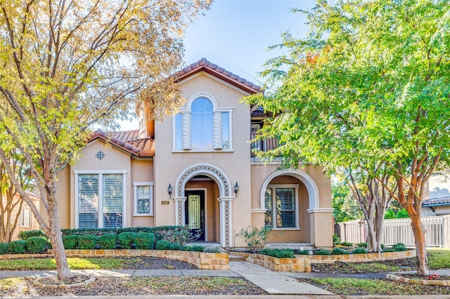 view of mediterranean / spanish-style home