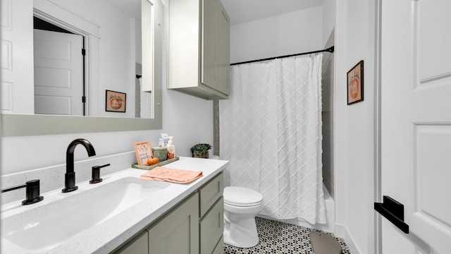 full bathroom with vanity, toilet, and shower / bathtub combination with curtain