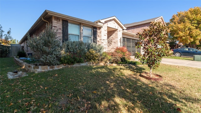 view of front of property with a front lawn