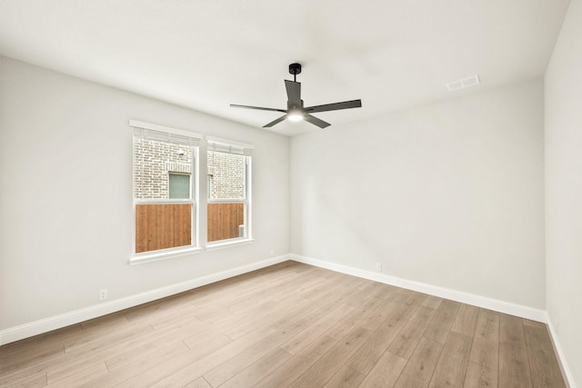 dining space with vaulted ceiling and light hardwood / wood-style flooring