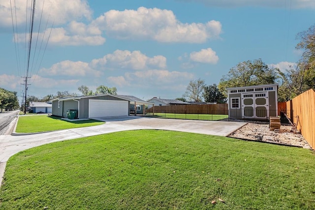 view of yard with a garage