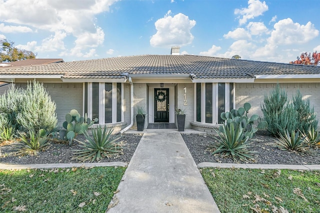 view of front of property