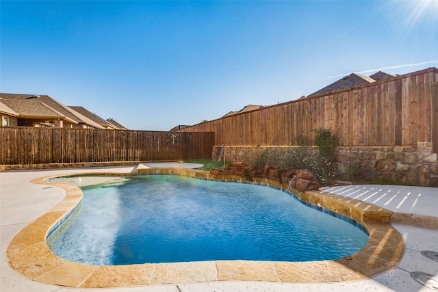 view of pool featuring pool water feature