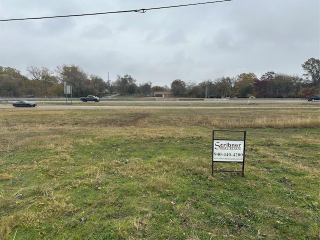 Listing photo 3 for 100 Gipson Rd, Azle TX 76020