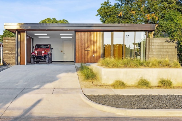 view of outdoor structure featuring a carport