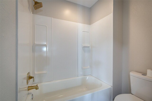 unfurnished bedroom featuring dark wood-style floors, visible vents, a closet, and baseboards