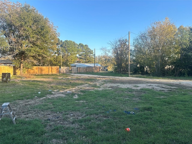 Listing photo 3 for 103 E Wood St, Streetman TX 75859