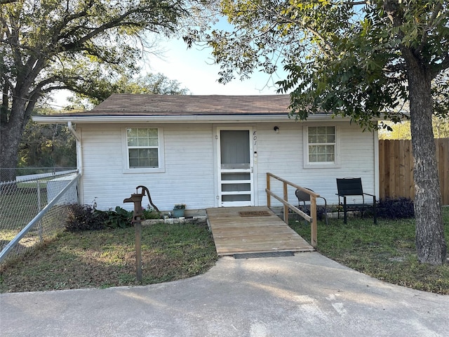 view of front of house