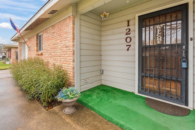 view of entrance to property