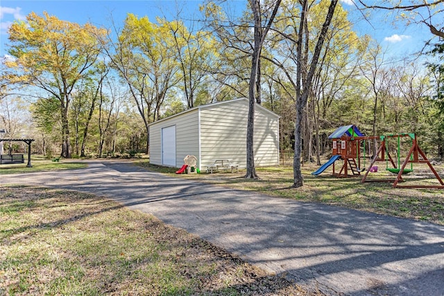 view of front of home with a front yard