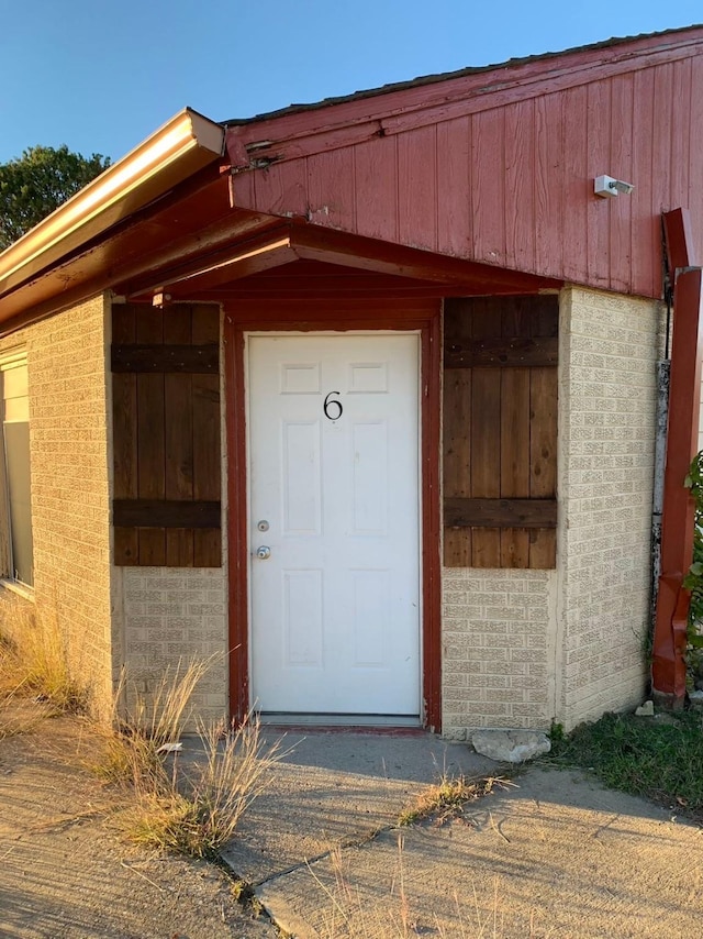 view of entrance to property