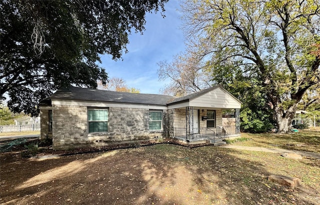 view of front of house with covered porch