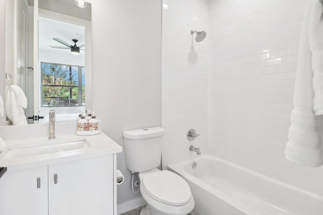 full bathroom featuring ceiling fan, vanity, toilet, and tub / shower combination