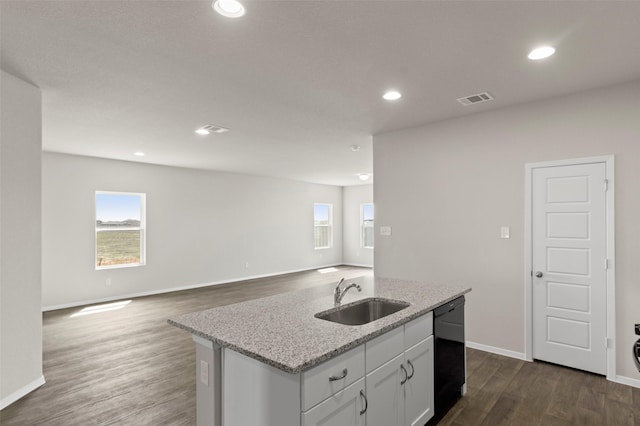 1906 Sweetwater Dr, Forney, TX 75126 - kitchen featuring visible vents, dark wood finished floors, an island with sink, a sink, and dishwasher