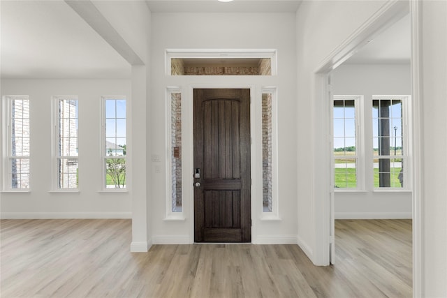 5009 Tamarack Ln, Royse City, TX 75189 - entryway with wood finished floors and baseboards