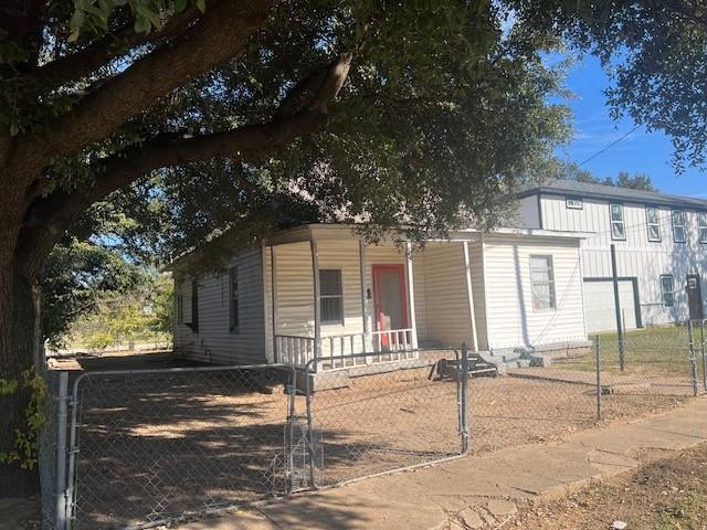 view of front of house with covered porch