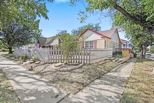 view of front of home featuring a deck