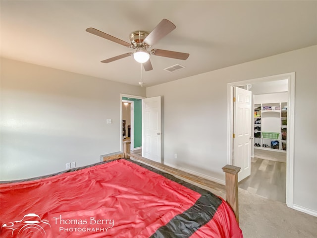 bedroom featuring carpet floors and ceiling fan