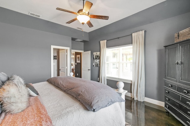 bedroom featuring ceiling fan