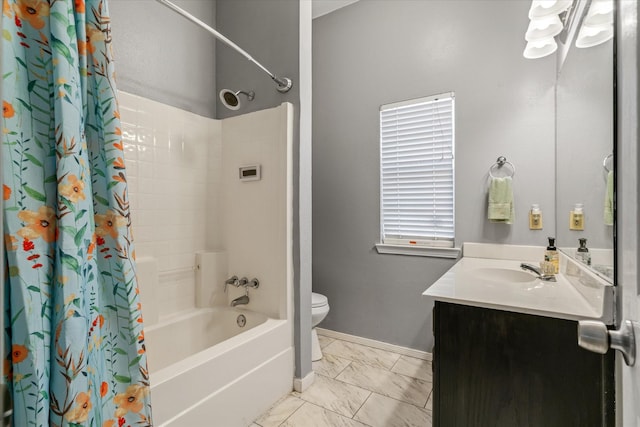 full bathroom featuring shower / tub combo with curtain, vanity, and toilet