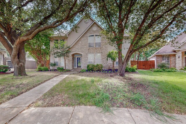 view of front of property with a front yard