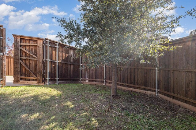 2013 Barx Dr, Little Elm, TX 75068 - view of yard