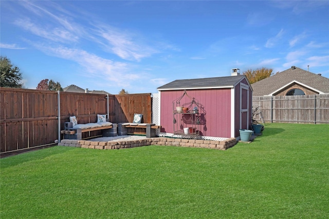 view of outdoor structure with a yard