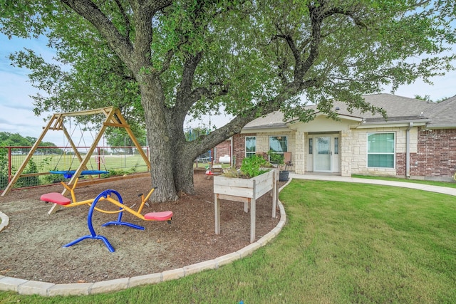 exterior space featuring a yard