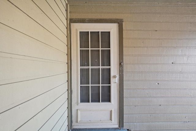 view of entrance to property