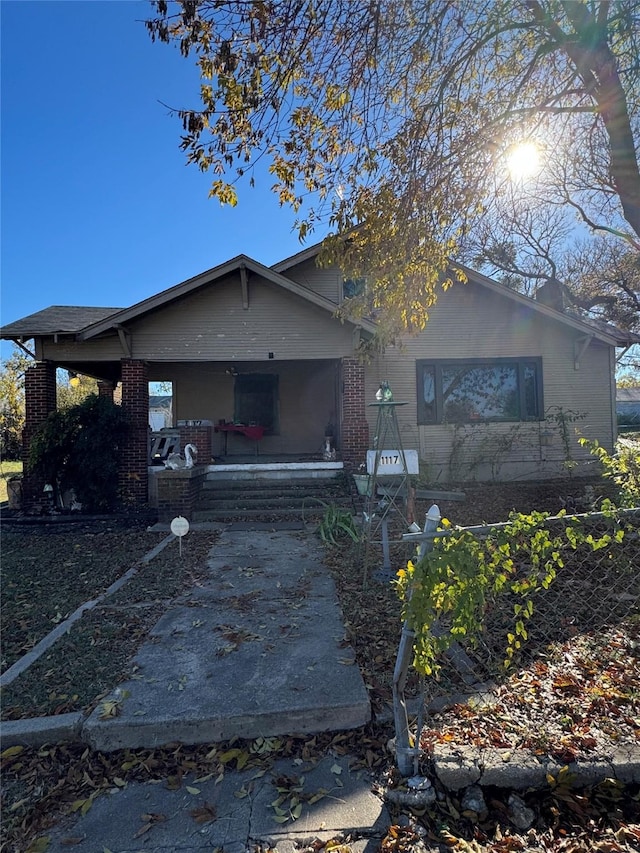 view of front of home with covered porch