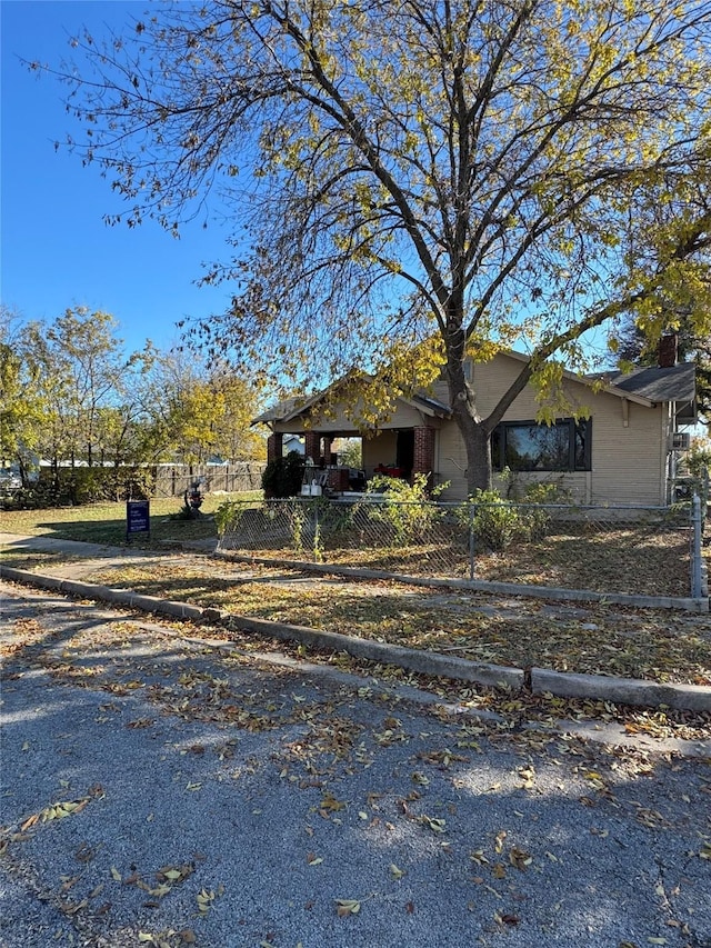 view of front of house