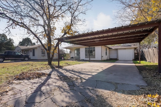 single story home with a front yard