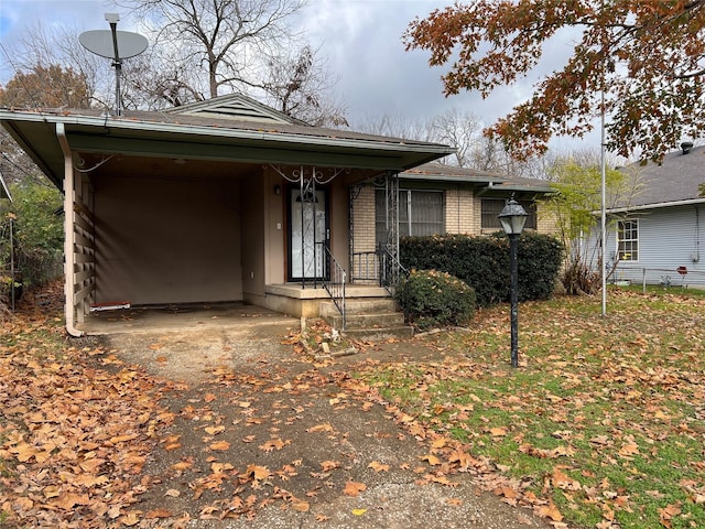 view of front of property