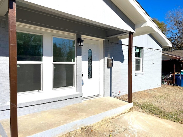 view of property entrance