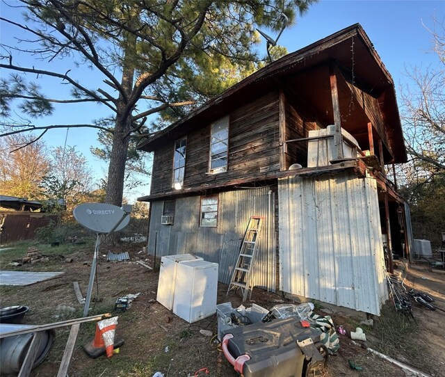 view of property exterior