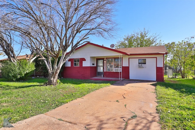 ranch-style home with a front lawn