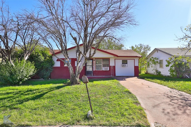 view of front of house with a front yard