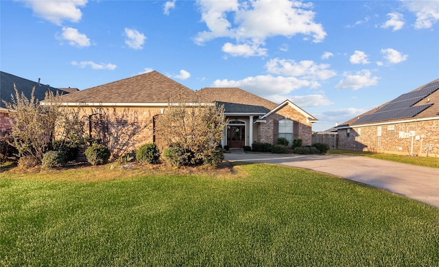 view of front of house with a front yard